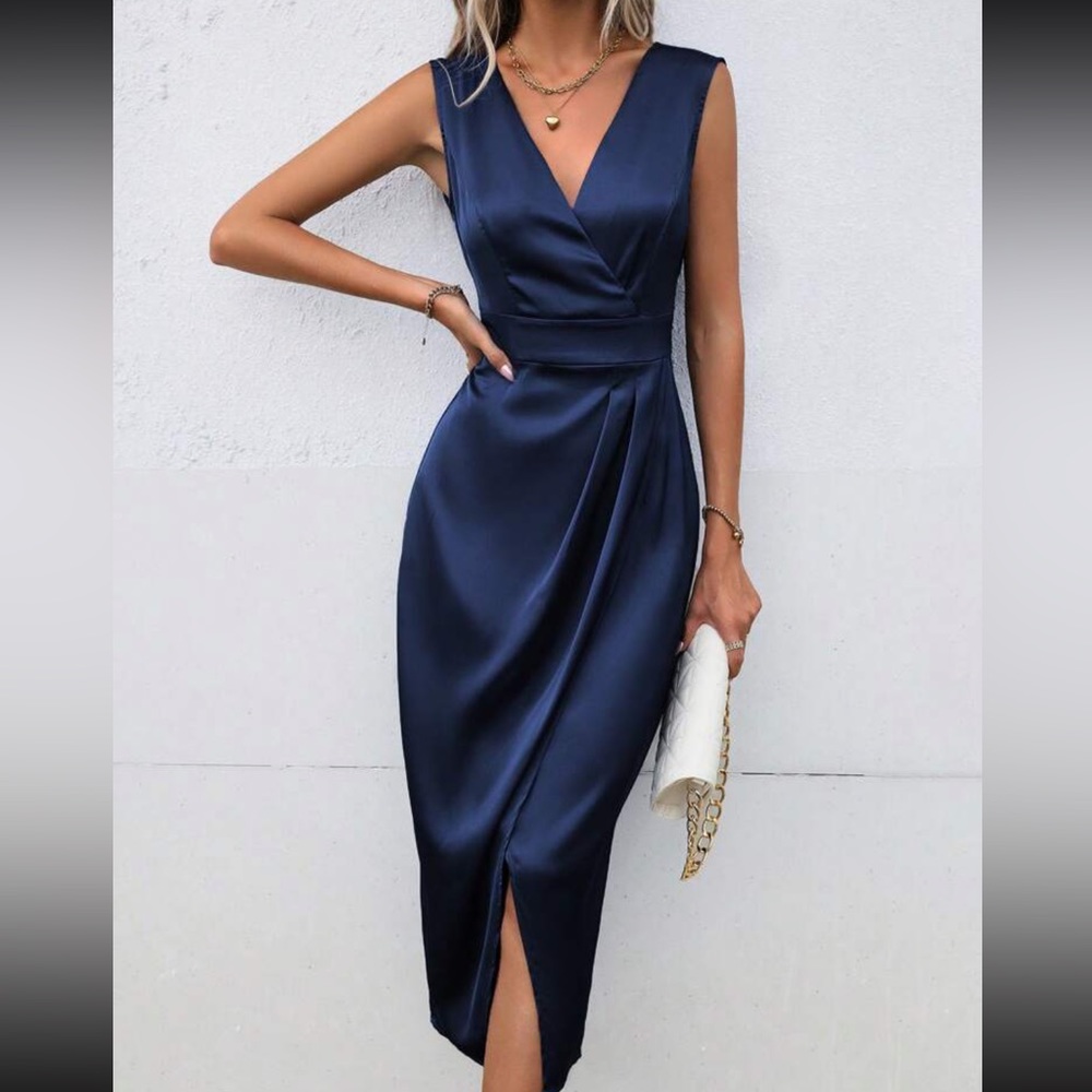 Luxe solid wrap hem satin dress - Picture 6 of 8